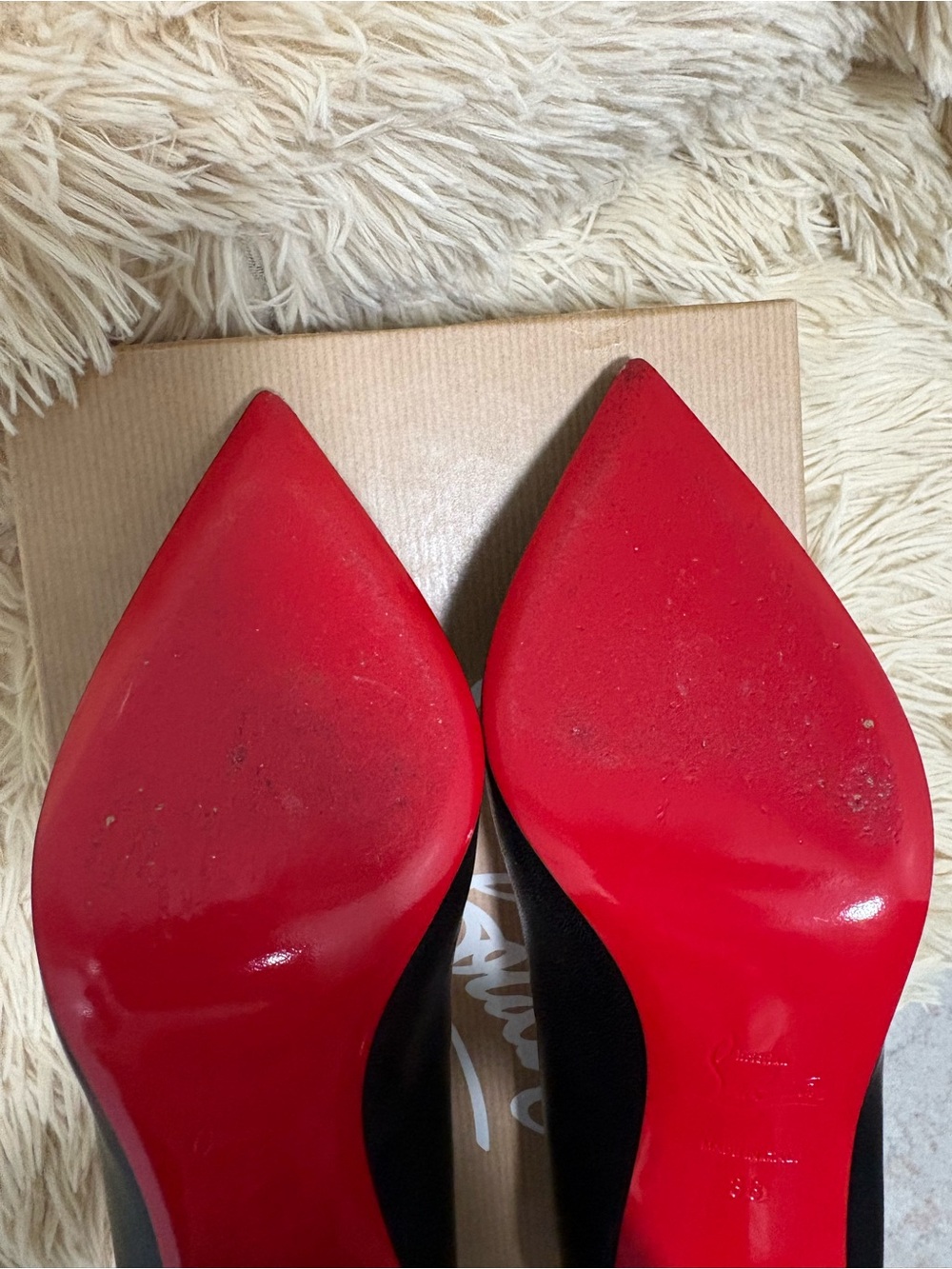 Christian Louboutin Shiny Nappa Leather Pigalle 100 Pump (Pre-Loved) - Picture 11 of 16